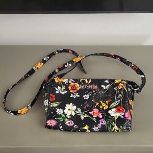 Kenneth cole reaction purse